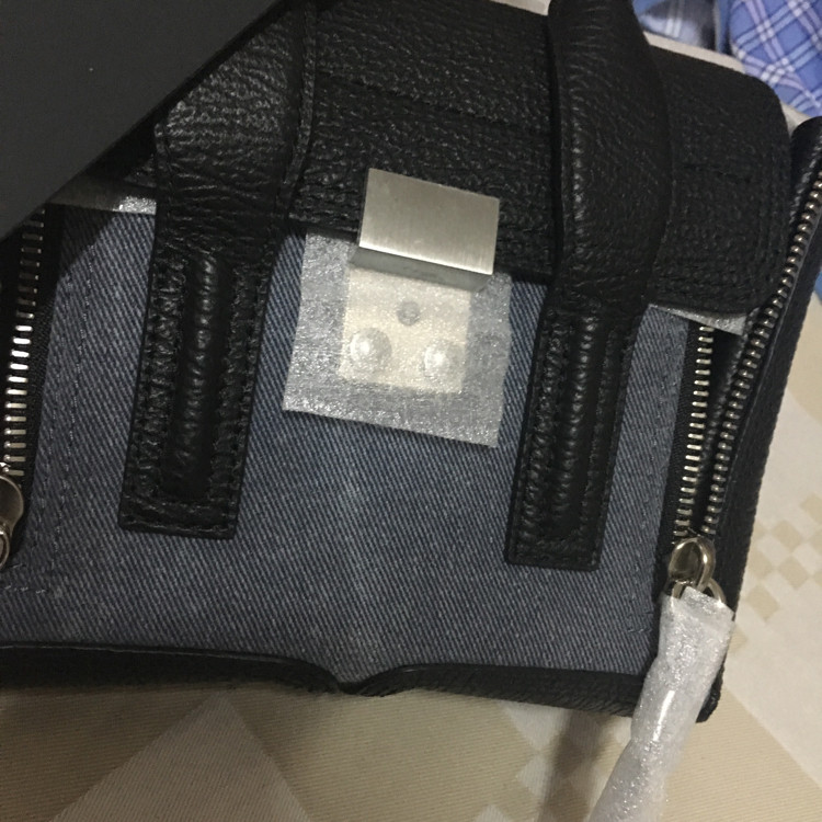 求助!加拿大SSENSE购买3.1包包有瑕疵请问如