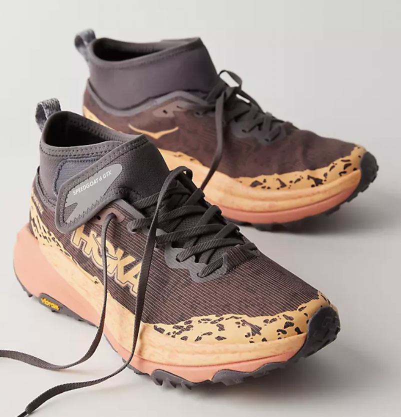 HOKA® Speedgoat 6 Mid GTX 运动鞋