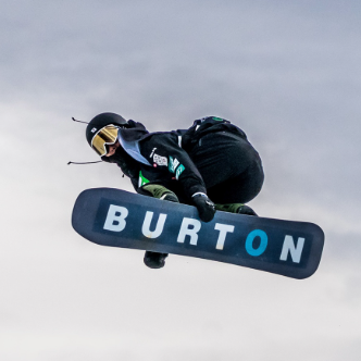 Burton Snowboards US：反季囤！火热促销中 入手明星同款 [ak]系列