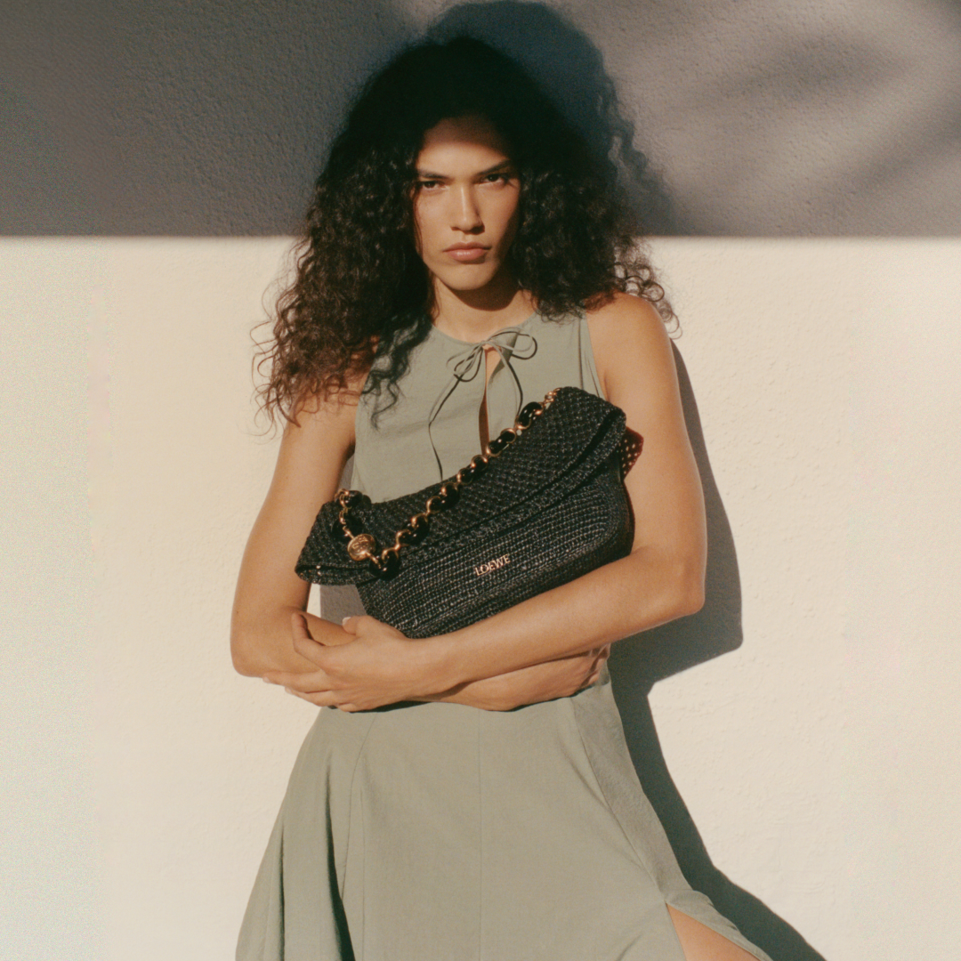 NET-A-PORTER 美国站：LOEWE 罗意威新季上新热卖 选购 Paula’s Ibiza 系列包袋