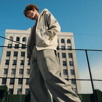 Nike 中国香港官网：运动穿搭上新 选购 Vomero 18跑步鞋