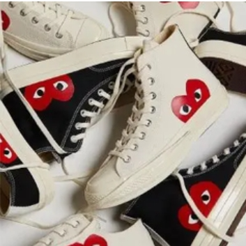SSENSE：CDG Play 折扣区热卖 爱心T恤$55 帆布鞋$65