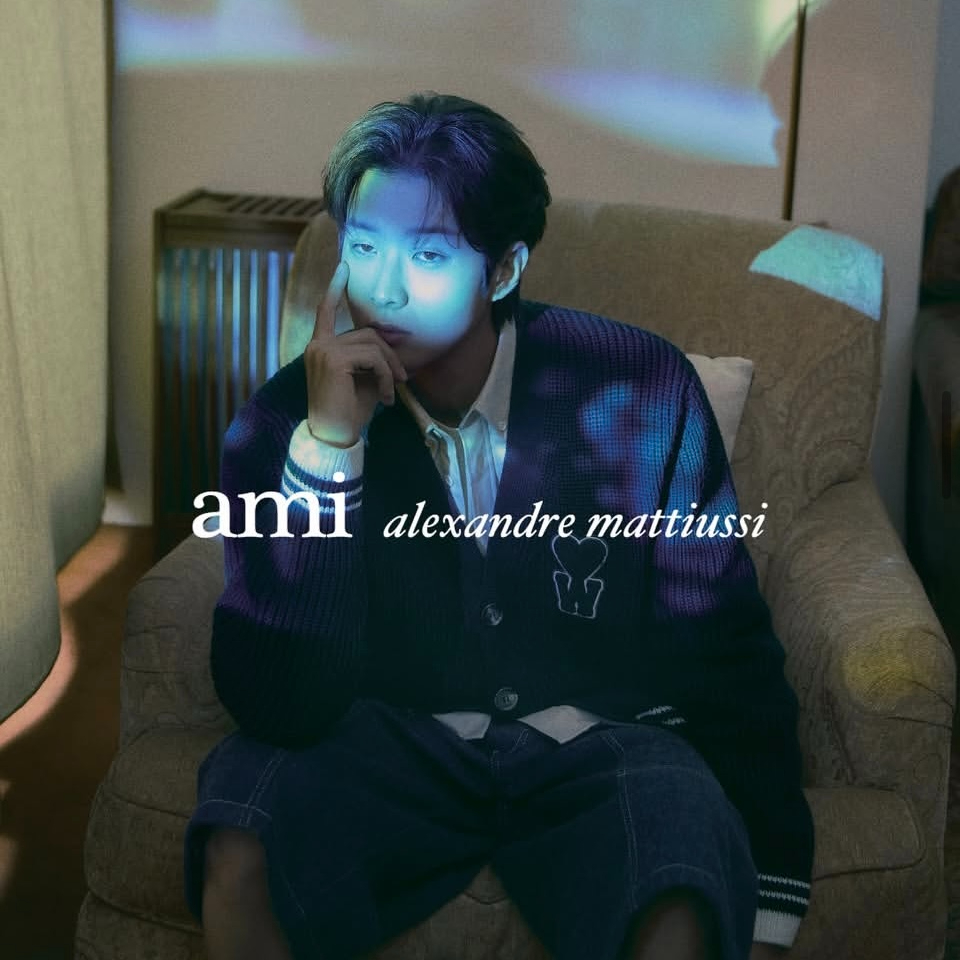 Mytheresa Global：AMI PARIS 品牌私密促 入经典爱心徽标衬衫
