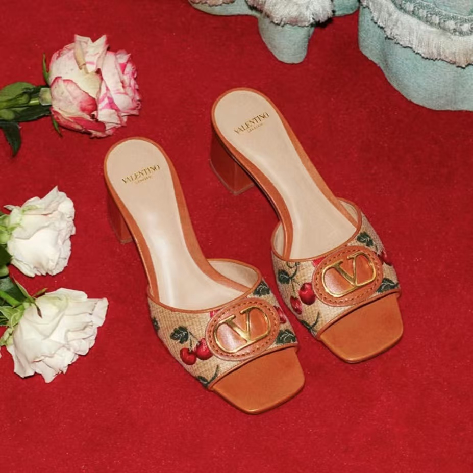 Mytheresa Global：精选品牌私促 经典百搭鞋履挖宝