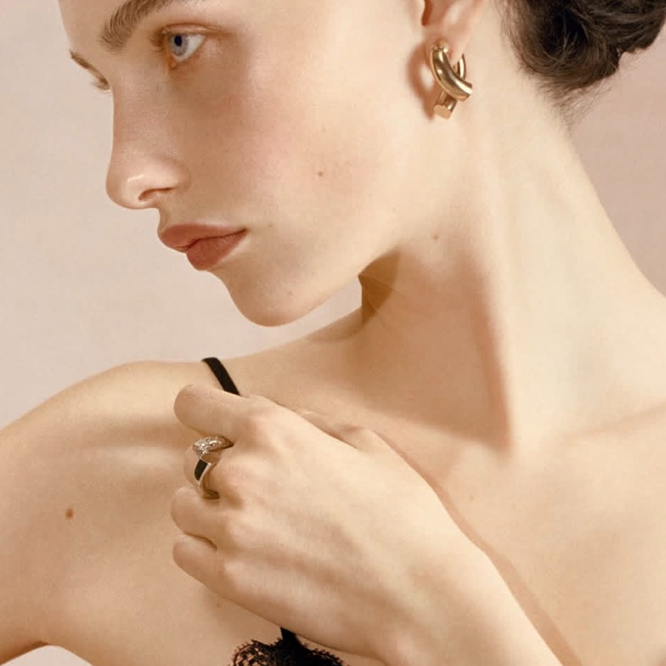 Net-A-PORTER 亚太站：精选大牌私密促 关注 KHAITE、SKIMS、LULULEMON 等