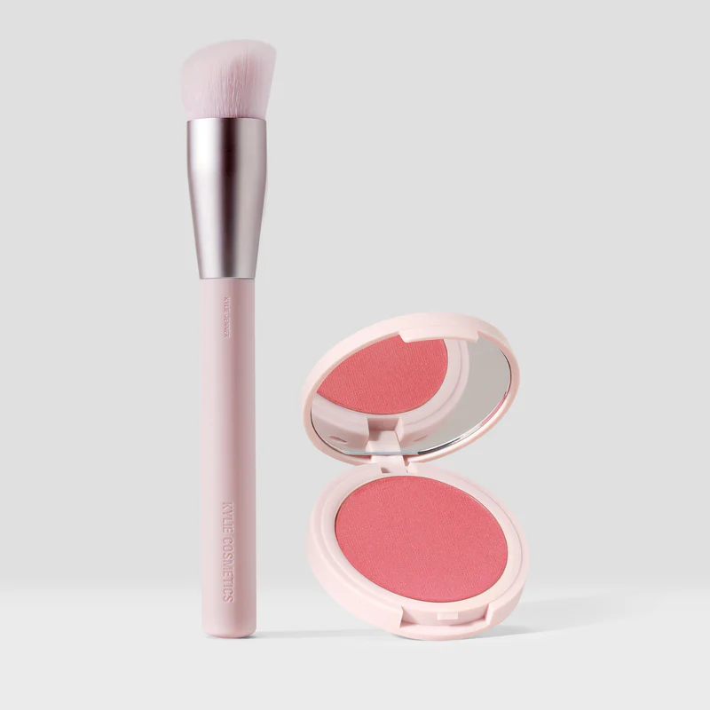 Kylie 新款粉霜腮红+化妆刷