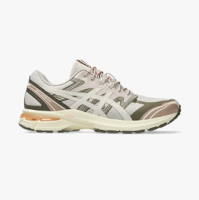 ASICS 亚瑟士 GEL-TERRAIN 奶油色运动鞋