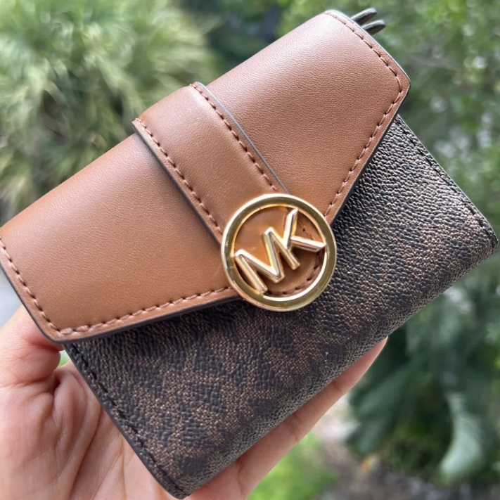 Michael Kors 美网：奥莱区精选钱包热卖  Jet Set 中号钱包$33
