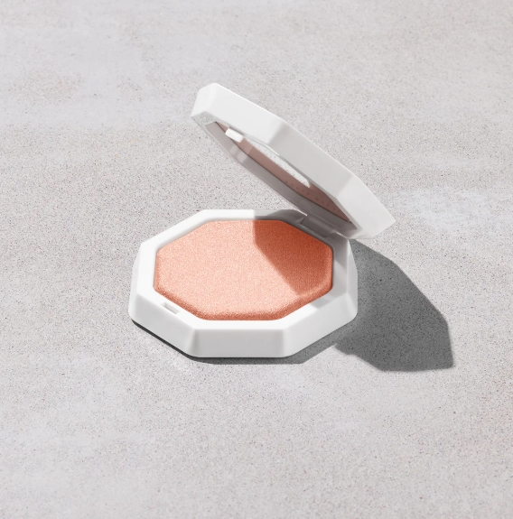 Fenty Beauty 高光粉饼