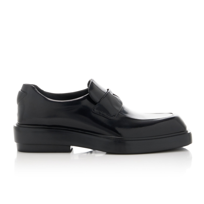 PRADA 黑色乐福鞋