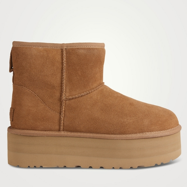 UGG Classic 迷你厚底雪地靴