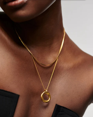 Missoma X Lucy Williams 缠绕项链