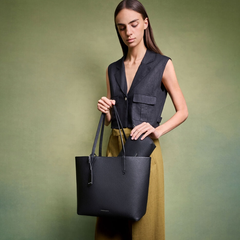 Charles & Keith CA：夏日精选时尚大促 Brigette Ruched 单肩包 C$93