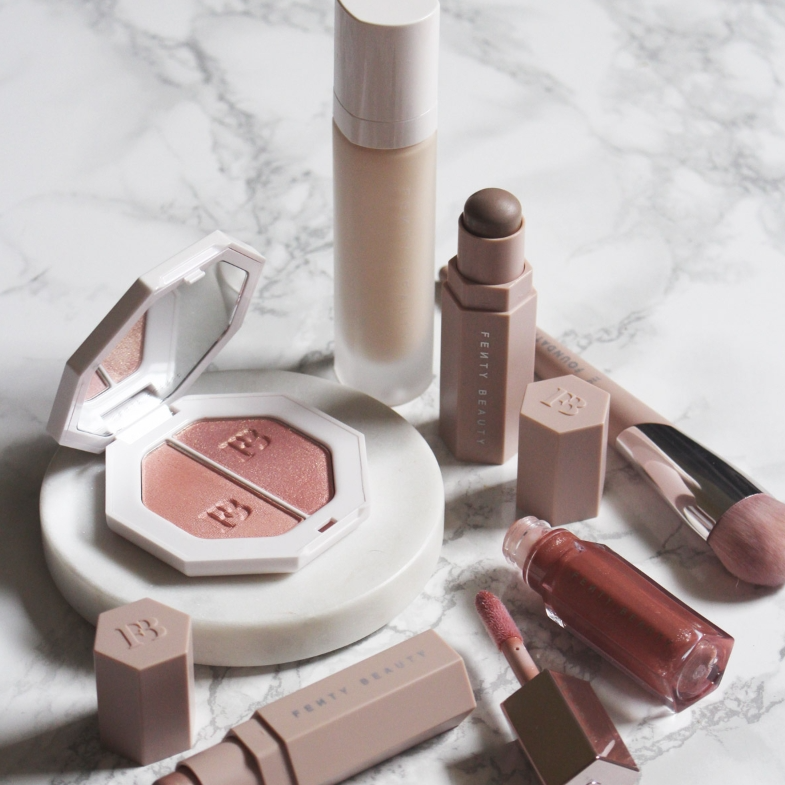 Lookfantastic 英站：Fenty Beauty 热促 嘟嘟唇油£15、新款唇釉£16