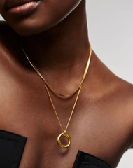 Missoma X Lucy Williams 缠绕圆圈项链