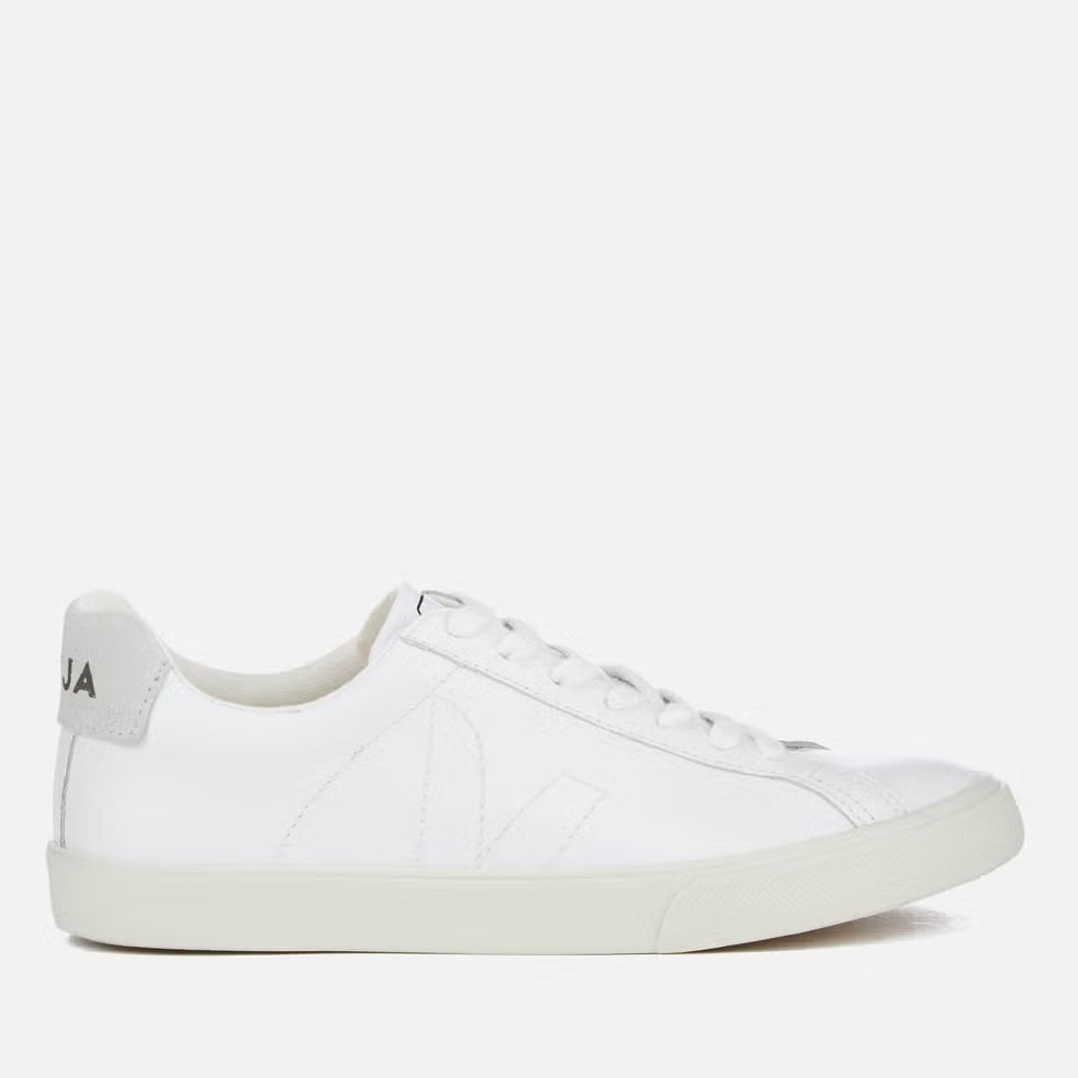 Veja 经典白色运动鞋