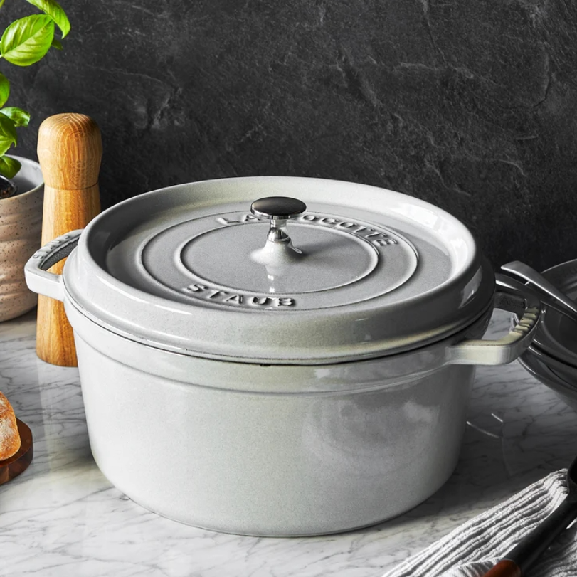 Staub 7夸脱圆形铸铁炖锅