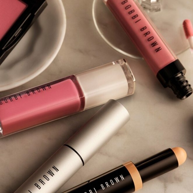 Bobbi Brown 美网：折扣区低至7折 吃豆人系列羽柔粉饼$37