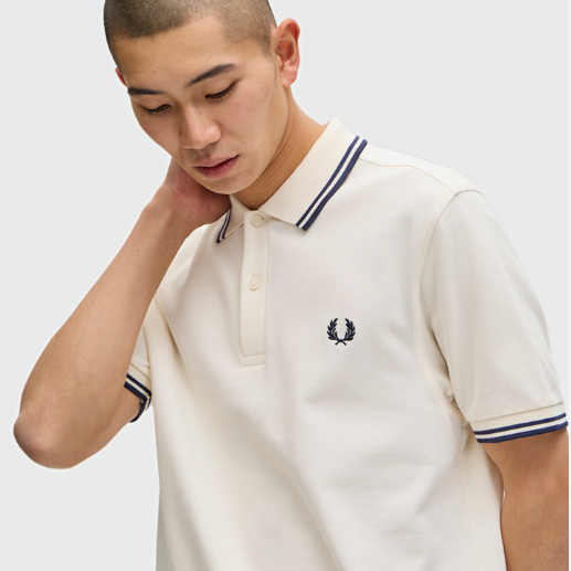 小 i.t：Fred Perry 限时低至7折！刺绣T恤￥387