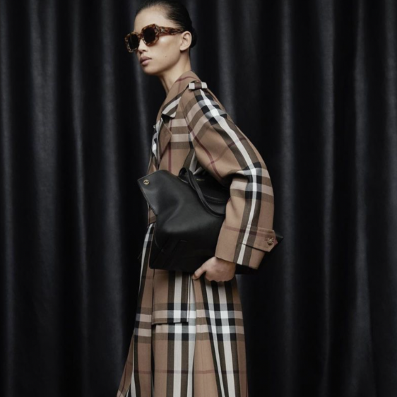 Jomashop：Burberry 清仓大促！低价入手香水、墨镜、鞋子等