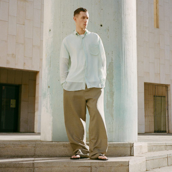 MR PORTER 亚太站：折扣区时尚上新热卖 关注拉夫劳伦、石头岛、LOEWE 等