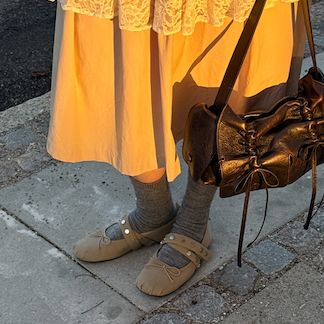 Charles & Keith Gael 铆钉交叉带蝴蝶结玛丽珍鞋