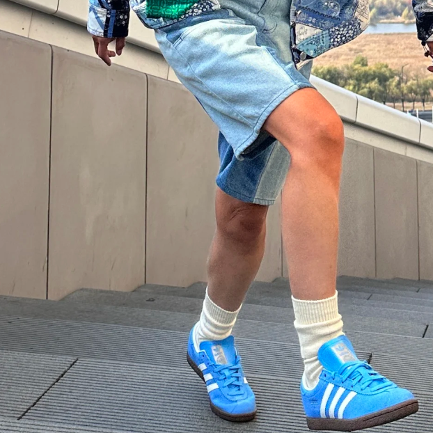 Adidas HK：夏日大促！低至4折 精选2件及以上额外8折