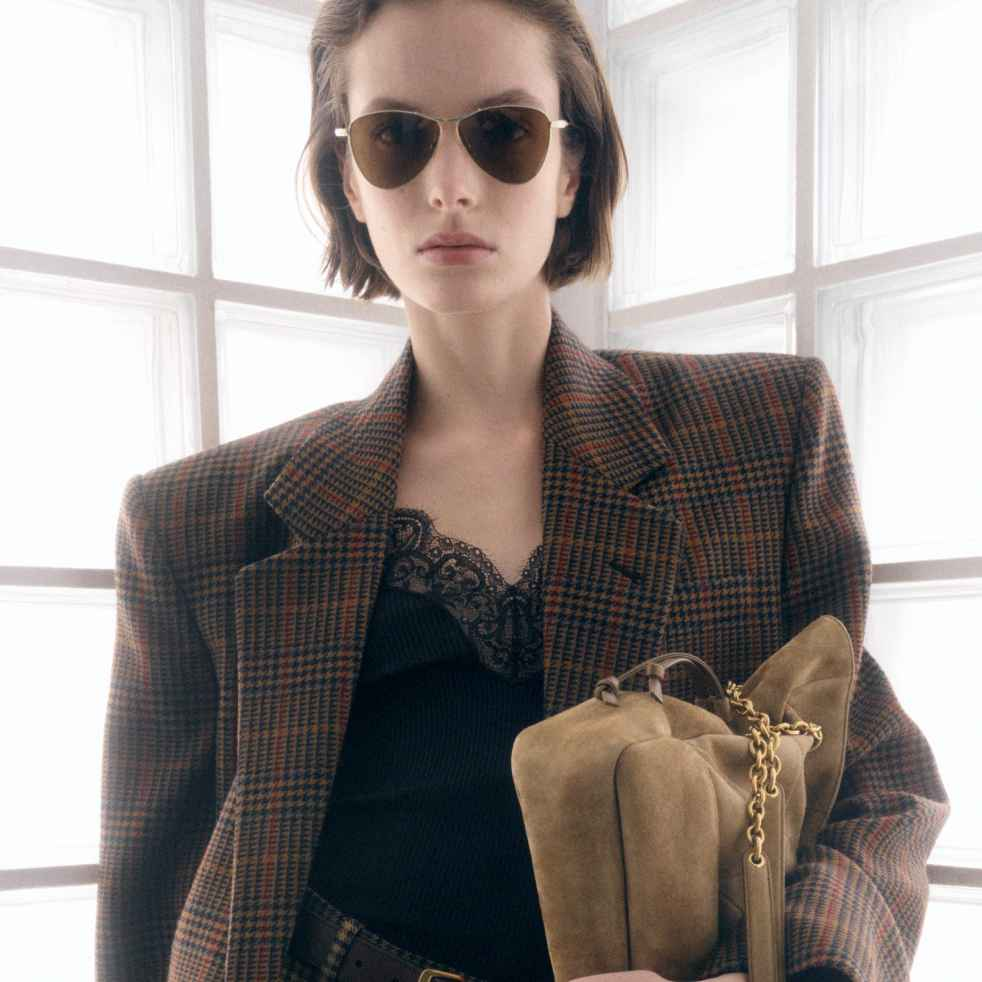 Net-A-PORTER 亚太站：Saint Laurent 上新热卖 打破风格疆界 品味经典重生