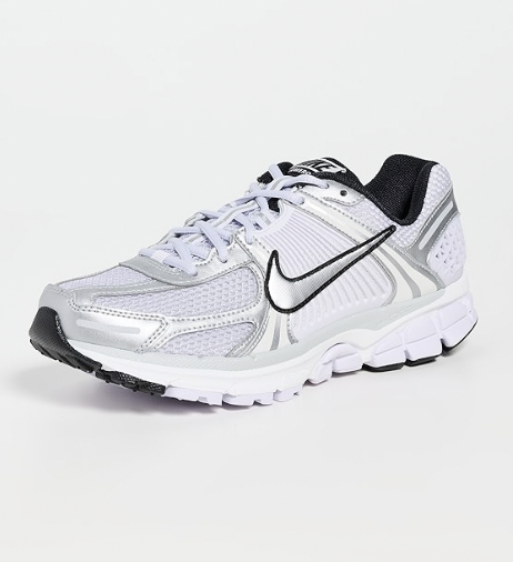 Nike Vomero 5 运动鞋