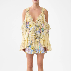 Camilla 露肩荷叶边上衣