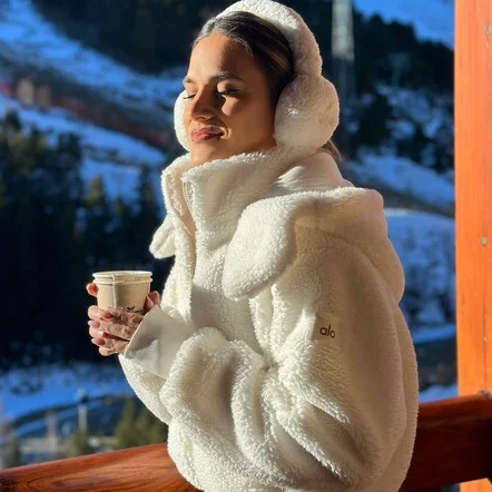 Alo Yoga：外套专场！入手超火爆的绒绒外套