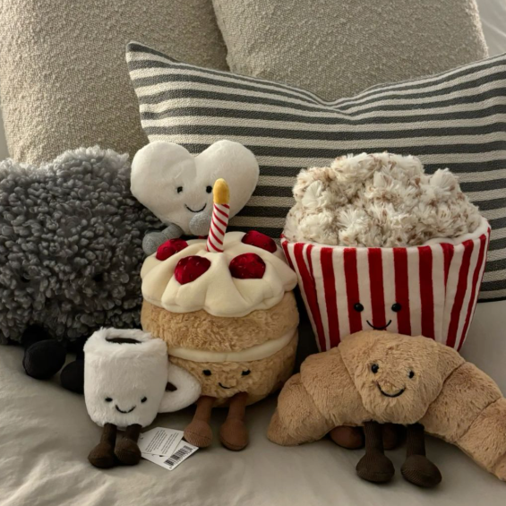 Nordstrom：Jellycat 品牌专区热卖 邦尼兔 、巴塞罗熊治愈萌宠