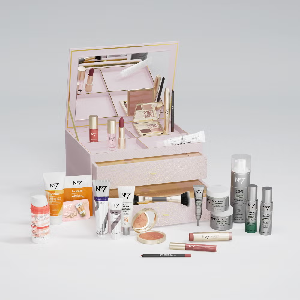 No7 终极美妆圣诞倒数日历回归（价值£530）