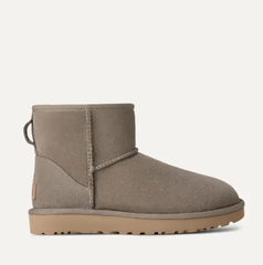 UGG Classic Mini II 经典雪地靴