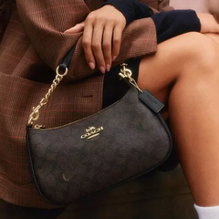 【2025黑五】Coach Outlet CA：蔻驰奥莱大促开启！入手包袋、配饰、鞋履等