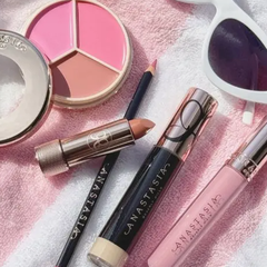 【2025黑五】Anastasia Beverly Hills：全场彩妆热卖 无门槛7折