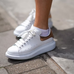 Nordstrom：Alexander McQueen 麦昆小白鞋专场热卖 粉尾厚底小白鞋$354