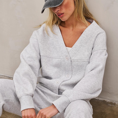 The Couture Club：低饱和颜色欧美运动风穿搭