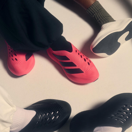 adidas HK：运动大促！入 Purechil 拖鞋、Adistar Control 5 运动鞋 等