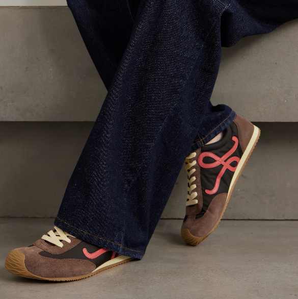 LOEWE 罗意威 Ballet Runner 2.0 巧克力色运动鞋