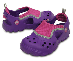 Crocs：卡洛驰 Micah II 儿童凉鞋 $17.99（约114元）