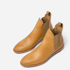 Everlane：今年秋冬一定要有的切尔西靴4色 $235（约1489元），直邮中国