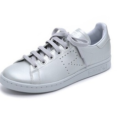 Adidas by Raf Simons时髦银灰色全牛皮运动鞋低至7折 $318（约2067元）