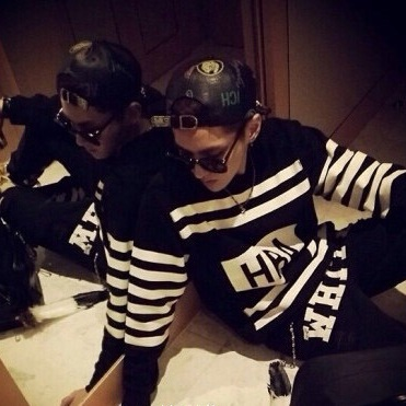 Farfetch：吴亦凡陈冠希*爱的潮牌hood by air潮服9折加免邮热卖！