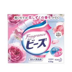 花王 fragrance 花香型洗衣粉850g 306日元（约18元）