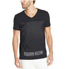 Calvin Klein Solid Gradient C 男款T恤 $15.79（约104元）