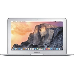 随身携带很方便~只有一杯星巴克的重量~Apple Macbook Air 11.6寸笔记本电脑 $699.99 （约4620元）