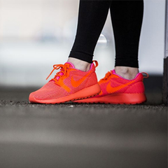【英亚直邮】Nike 耐克 Roshe One Hyperfuse Br 女士跑鞋 £36.67（约336元）