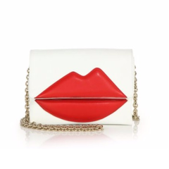 街拍新宠！来自意大利的Sara Battaglia 标志性红唇链条包 $720（约5170元）