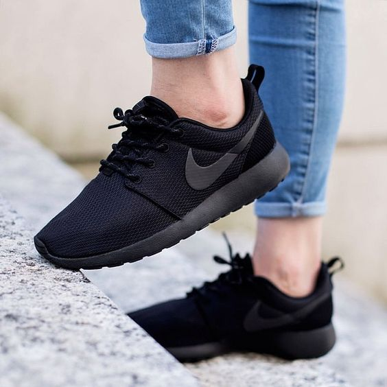 Nike roshe best sale run eastbay